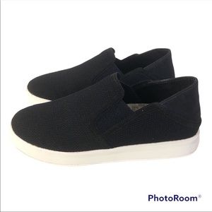 Black olukai ki’ihele slip on sneakers